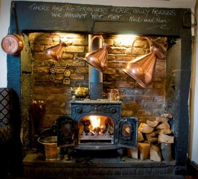 Kings Arms Hotel Holme  Esterno foto